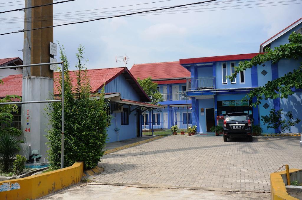 Kenari Residence Pekanbaru Exterior photo